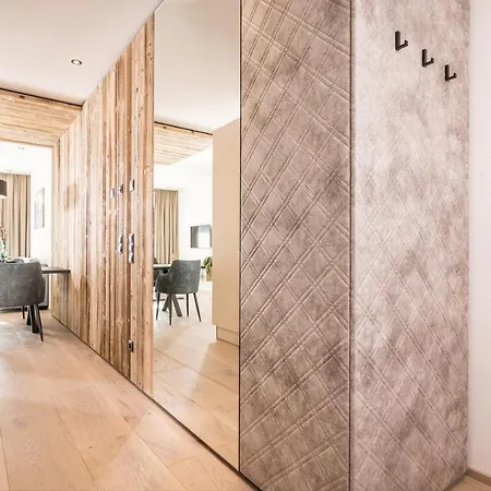 Zillertalerin Uderns